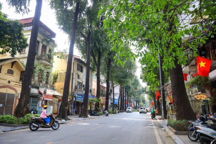 23.02.23.3. bán nhà mặt phố quận hai bà trưng cũ, giá chỉ 7255046