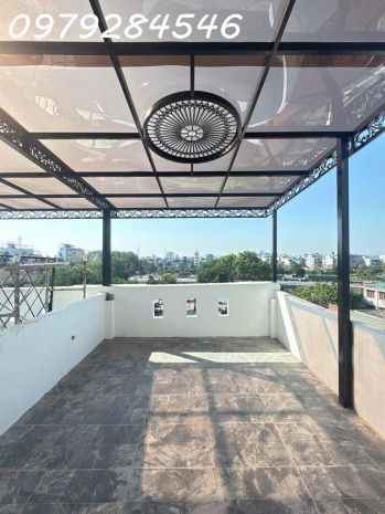 Bán nhà trung tâm nguyễn văn linh - long biên 7256286