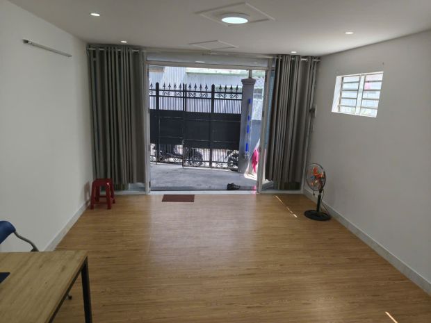 Cho thuê nhà  kiệt ô tô cạnh mt nguyễn hữu thọ, đối diện 7258355