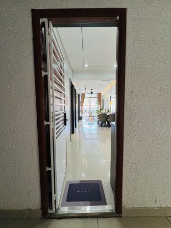 Sở hữu căn hộ cao cấp gần biển  chỉ 300m tới hòn chồng 7258862