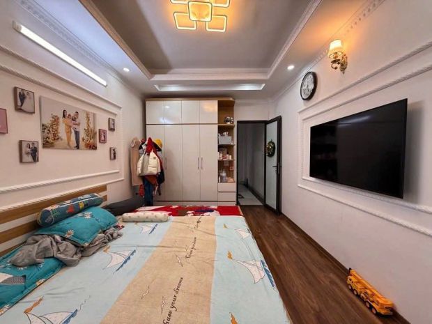 Tài chính quanh 6 tỷ bạn mua được gì ở long biên ? 5 tầng 7258877