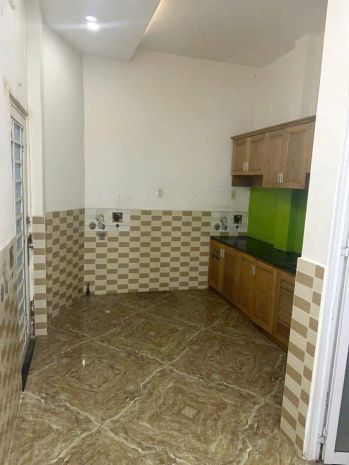 Nhà 2 tầng đúc btct 2 mặt hẻm nguyễn thị tần p. chánh hưng. 7259390