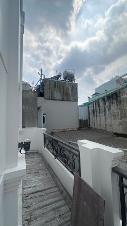 Nhà bán cách mặt tiền 1 căn liên tỉnh 5 q8 ngay vòng xoay 7259749