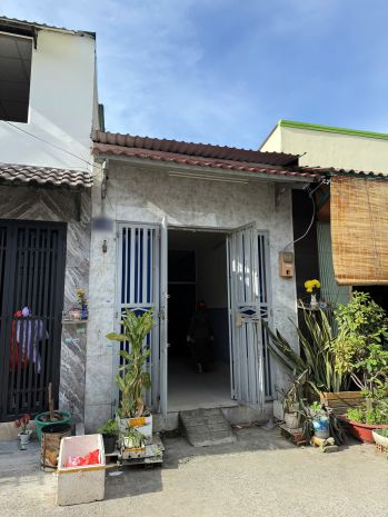 Nhà 2 tầng nở hậu hẻm xe tải c4 phạm hùng bình hưng - bình 7259766