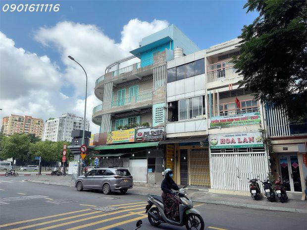 Bán siêu phẩm ngay góc 2 mặt tiền đường võ văn kiệt và trần 7259939