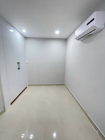 Bán nhà tân bình hxh 50m2 3 tầng ngang 4.5m 3 pn đẹp ll lạc 7260418