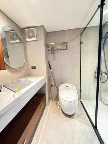 Hiếm! nhà quần ngựa 58m 6 tầng gara ô tô ở sướng giá 32 tỷ 7260520