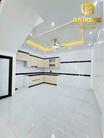 Siêu phẩm nhà 4 tầng xây mới độc lập tại phố phương lưu - 7260664