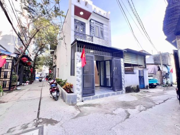 Nhà 2 tầng sang trọng  lê thị riêng ta11- phường thới an 7261671