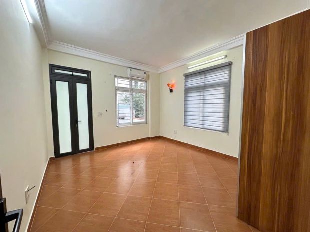 Nhỉnh 11.x tỷ trung tâm đống đa hào nam  có thương lượng 7262304