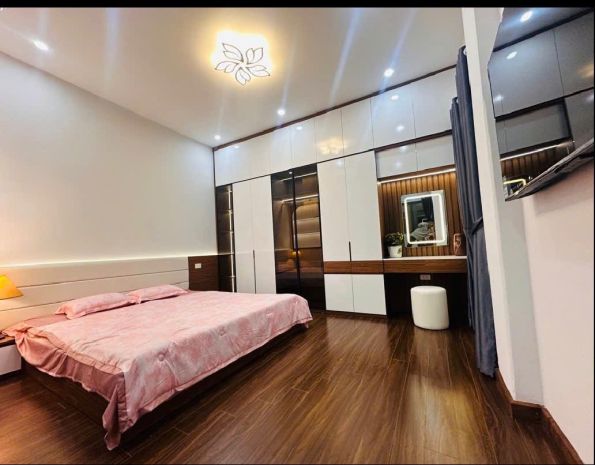 Nhỉnh 8.x tỷ siêu phẩm nhà mới - lô góc - trung tâm hai bà 7262443