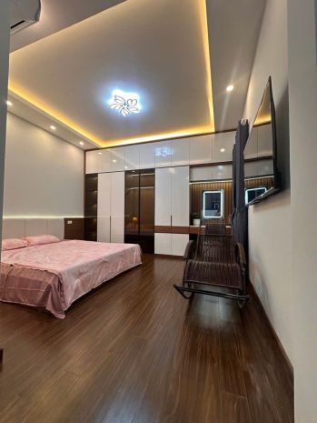 Nhỉnh 8.x tỷ siêu phẩm nhà mới - lô góc - trung tâm hai bà 7262444