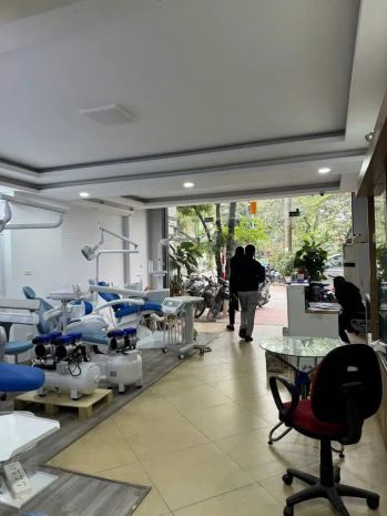 Oto tránh  - trung tâm  đống đa - phương mai xây 8 tầng  - 7262482