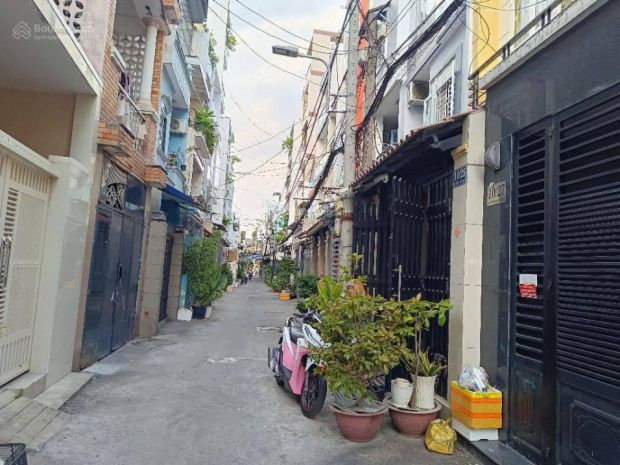 Bán đất tặng nhà cấp 4 có sẳn dòng tiền 9trtháng tạ quang 7262684