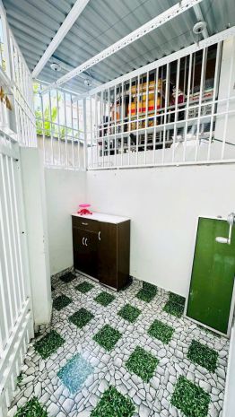 Cho thuê nhà nguyên căn 2 tầng hẻm tháp bà gần biển 7263040