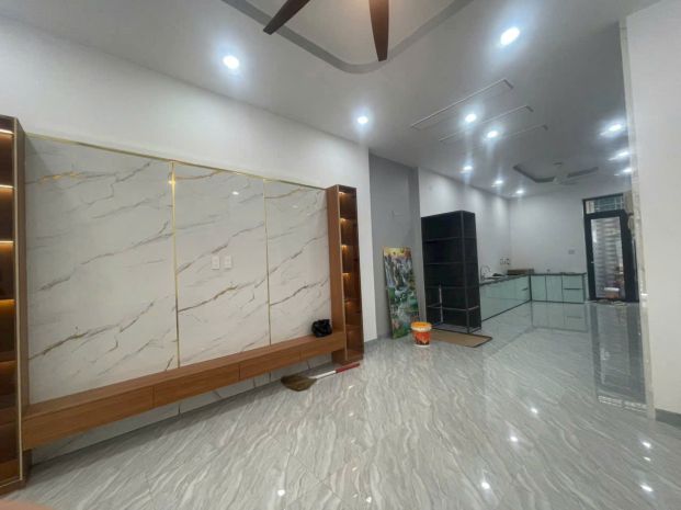 Bán nhà mới 3 tầng có thang máy  kđt hud phước long, nha 7263339