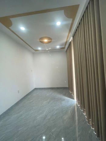 Bán nhà mới 3 tầng có thang máy  kđt hud phước long, nha 7263342