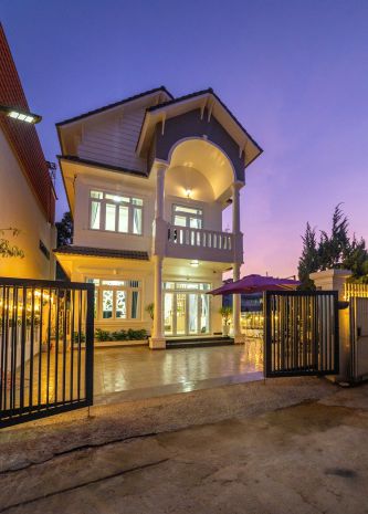 Cho thuê villa 6 phòng ngủ đường hùng vương phường 9 đà lạt 7263366
