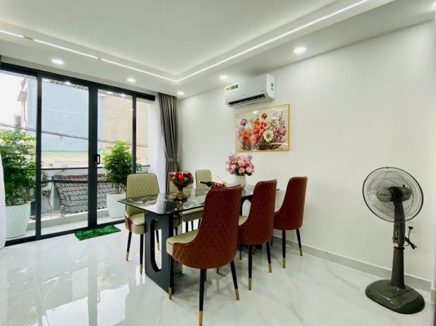 Chính chủ bán gấp nhà đẹp 3 tầng, hẻm ô tô thông,  nhà có 7263818