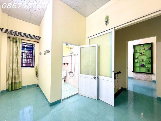 Bán nhà 2 tầng đẹp  3 mặt tiền thoáng  kết nối lê hồng 7263888