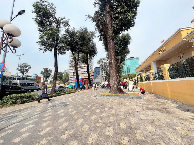 Siêu phẩm kim cương - bán nhà 2 tầng mặt tiền ks đ.nguyễn 7264849