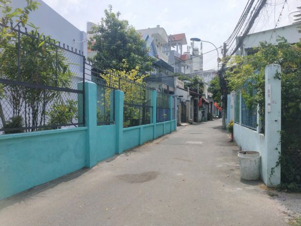 Nhà 2 tầng gần cđ công thương, q.9 cũ  121m² 5 x 24 7264915