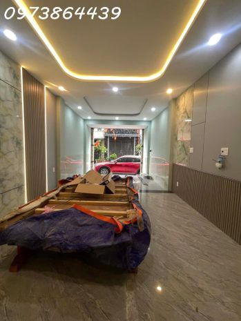 Nhà ngay chợ thiếc  quận 12 - 5 tầng btct  thang máy xịn 7264943