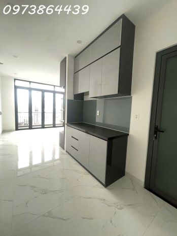 Nhà ngay chợ thiếc  quận 12 - 5 tầng btct  thang máy xịn 7264949