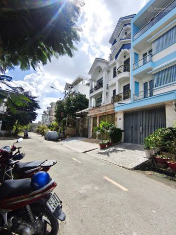 Bán nhà củ tiện xây mới ngay kdc hiện hữu đồng bộ -chdv - 7265075