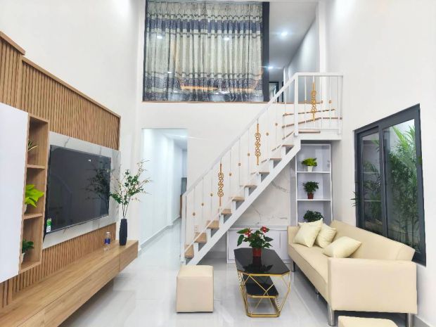 Bán nhà đẹp hxh thông phạm văn chiêu ngang 40m24*12m gần 7267534