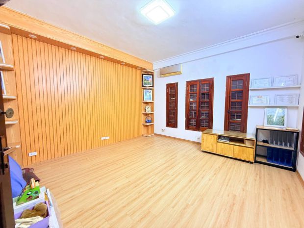 Hót phố lạc long quân 74m 5 tầng nhỉnh 28 tỷ ngõ nông ô tô 7268839