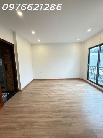 Bán nhà chân đê vàng- long biên  45m²  thang máy  ô tô 7269392