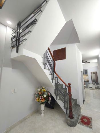 Nhà mới 1 lầu dài khủng 67m2 đất bùi minh trực p5q8 7270120