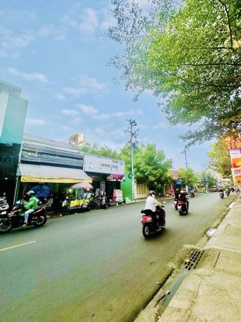 Thoại ngọc hầu  mặt tiền giá hẻm  ngang 5.3m nở hậu  2 tầng 7270764