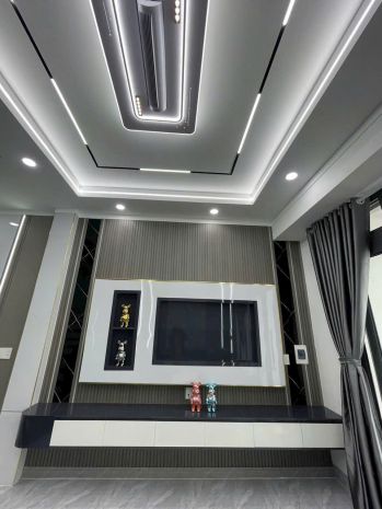 Bán nhà đẹp 2 tầng p.biên hòa,đường nhựa 2 ô tô,nội thất 7270851