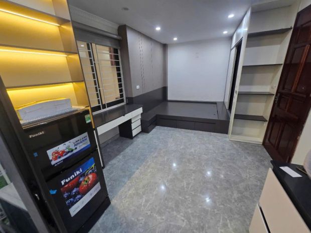 Kim giang  lô góc  7 tầng  mt 10m  16.95 tỷ tl 7271911