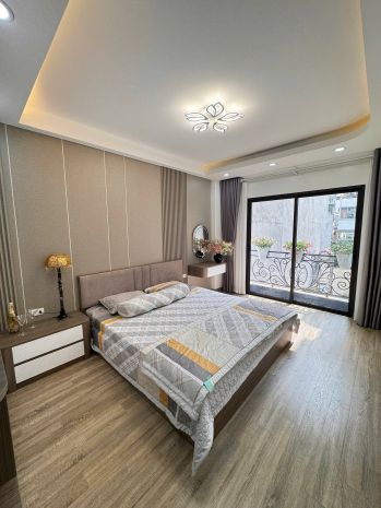 Đang tìm nhà 5 phòng ngủ trung tâm bồ đề, 1x tỷ. bạn đừng 7274431