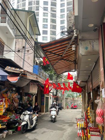 Cho thuê cửa hàng kinh doanh đa ngành tại phố 137 cự lộc 7274570