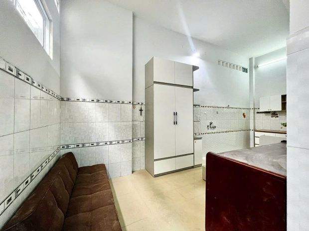 Căn góc 4 tầng nở hậu dt lớn bùi minh trực p5q8. giá 5,98 7275140