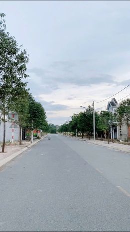 Chỉ 649 tr - sở hữu ngay đất mặt tiền quốc lộ 13 - sổ riêng 7275168