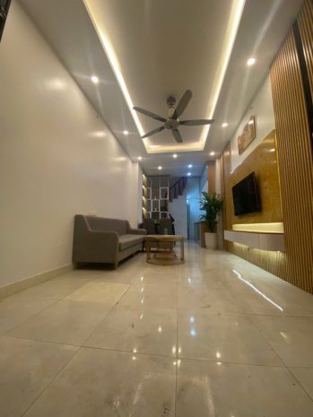 Bán nhà bát khối  5 tầng mới  ngõ ô tô tránh  8.2 tỷ 7275602