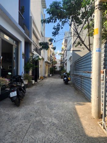 Bán đất sổ riêng - phạm hữu lầu quận 7 -  không quy hoạch. 7276301