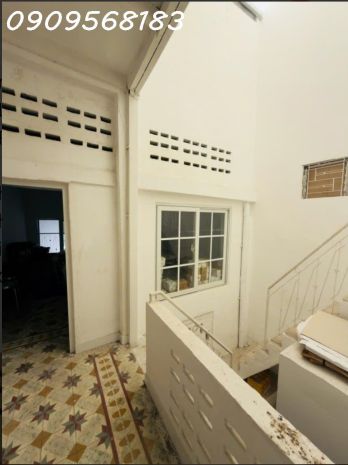 Bán nhà mặt tiền đường tùng thiện vương p11, q8 cũ - giá 7276918