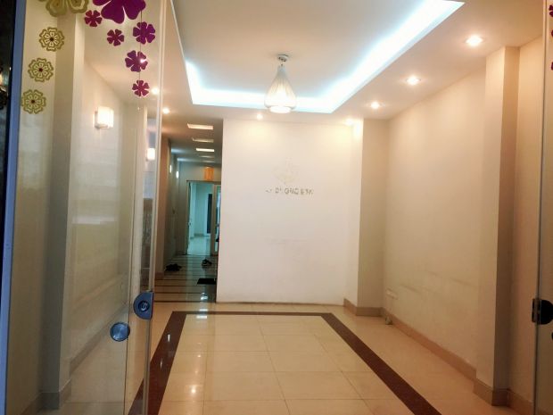 Cho thuê mbkd đê la thành 120m2 x 2 tầng spa, showrom vào 7277711