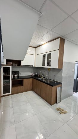 Để lại căn nhà 2 tầng kinh doanh mặt tiền đường nguyễn tất 7279229