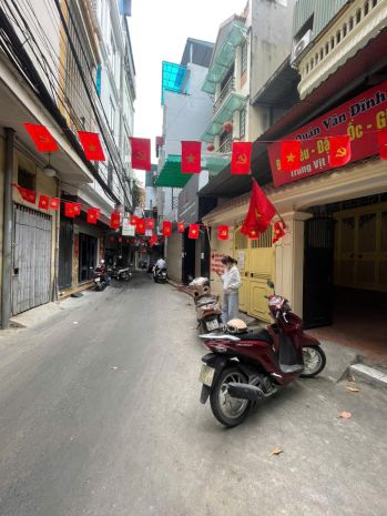 Cho thuê nhà phố trần khát chân 5 tầng x 50m2, 5 ngủ kd 7279247