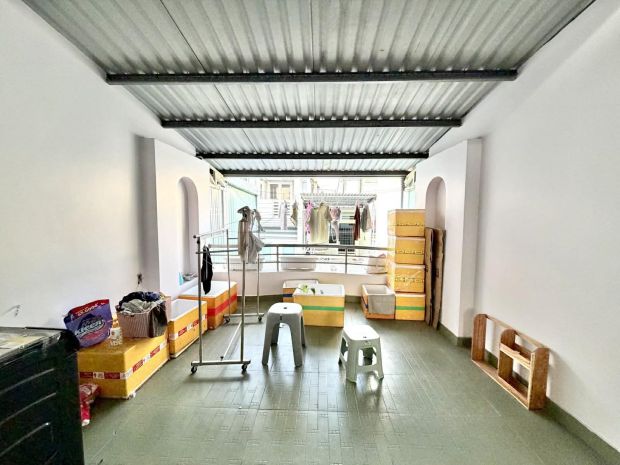 Lê văn sỹ- p12 - 3.7x10.5- 5 tầng - 3pn - 2 mặt hẻm xe hơi 7279411