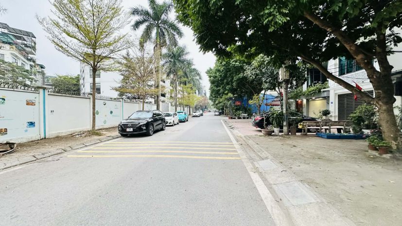 Nhà đẹp lâm hạ, lô góc, mặt tiền 17m , ôtô tránh, gần bệnh 7279520