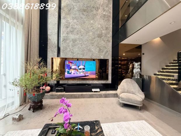 Bán nhà liễu giai 100 m x 5 tầng, mt 5,5m  thang máy  2 7279591