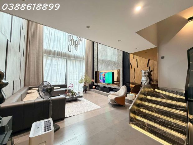 Bán nhà liễu giai 100 m x 5 tầng, mt 5,5m  thang máy  2 7279592